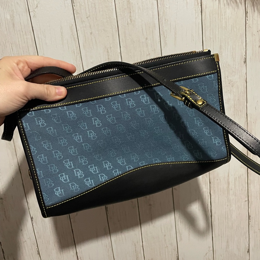 Vintage dooney and bourke bag